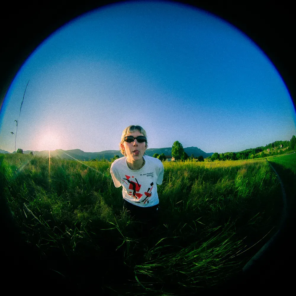 Infinity Surroundings, Bild 2 von 30