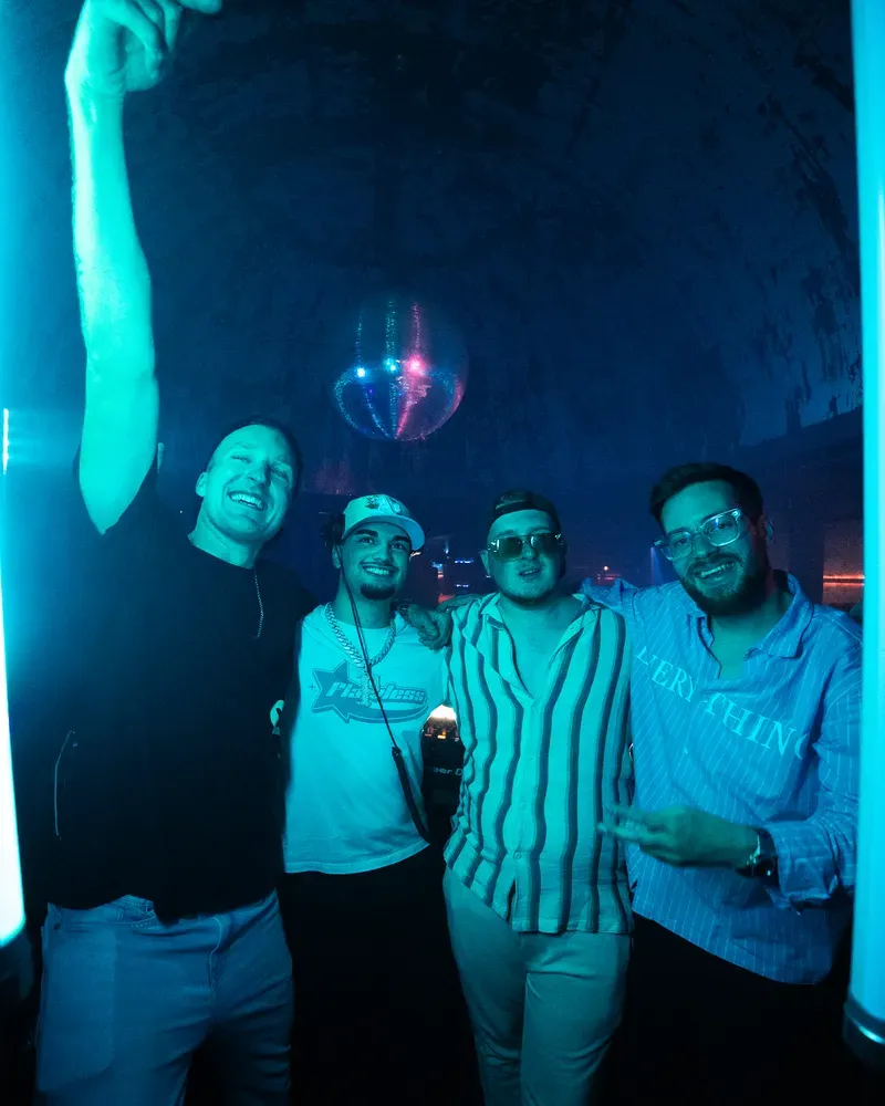 Jack Dylan & Timo Tetriz: dj gruppenbild