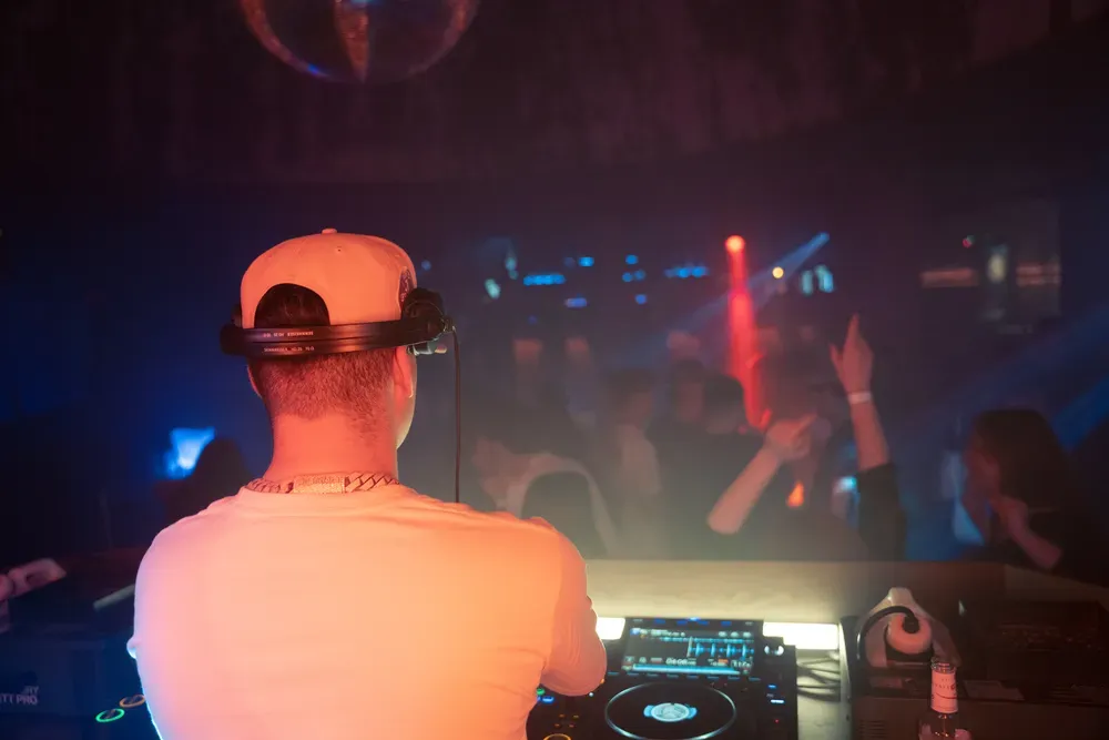 Jack Dylan & Timo Tetriz: dj periera2
