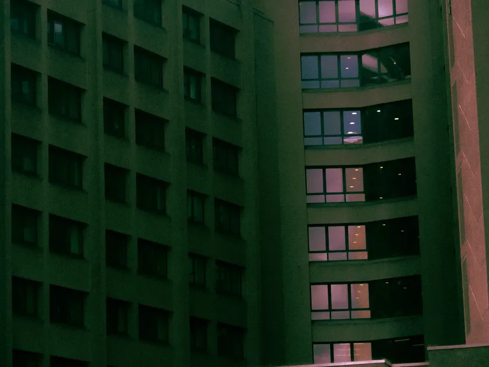 Berliner Streets: green red grain3