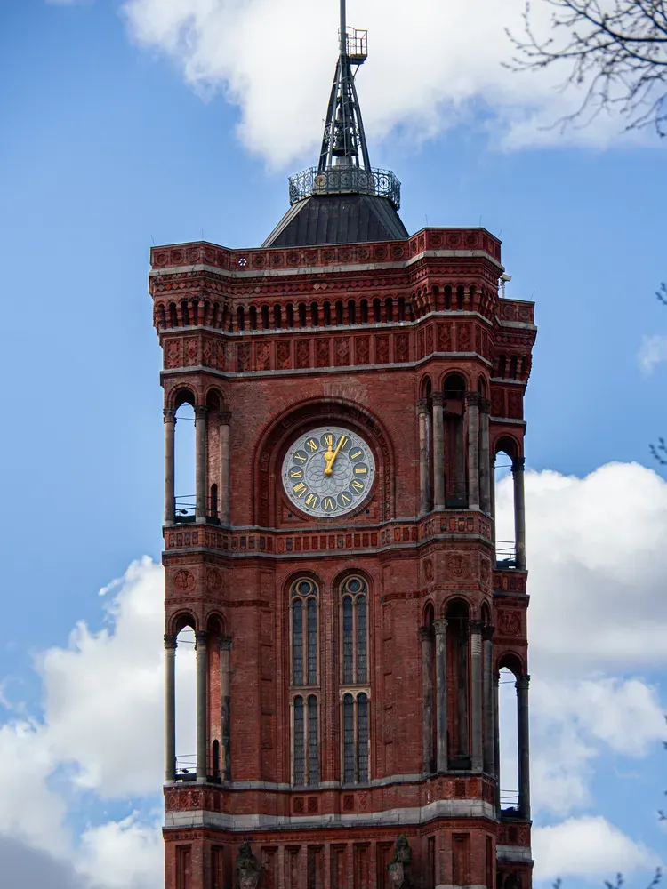 Berliner Streets: roter turm