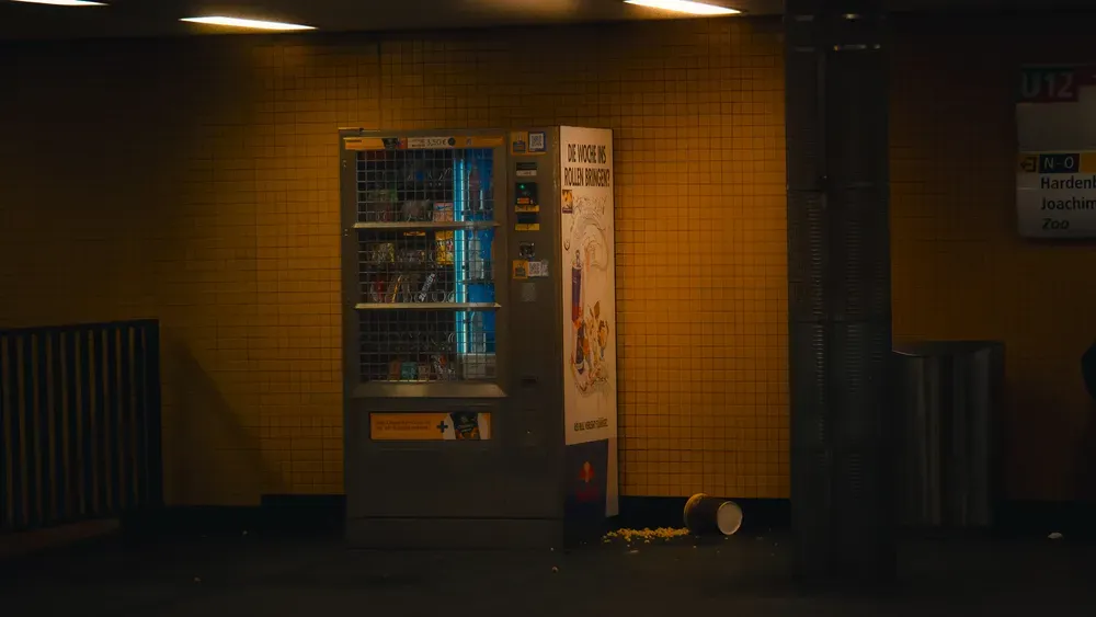 Berliner Streets: u bahn station